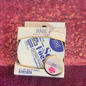 RVT Romantic Beauty Soft Focus Setting Powder - Translucent